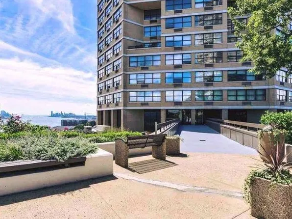 7002 Boulevard East APT 11B, West New York, NJ 07093