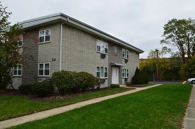 10849 S Lloyd Dr — Photo 4