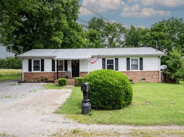212 Decatur St, Shelbyville, TN 37160