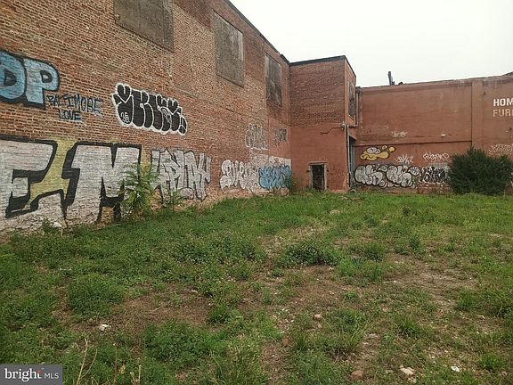 4th image of 709 Harford Ave