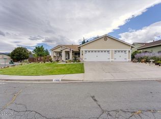 17020 Castle Pine Dr, Reno, NV 89511
