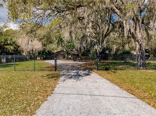 6831 Porter Rd, Sarasota, FL 34240