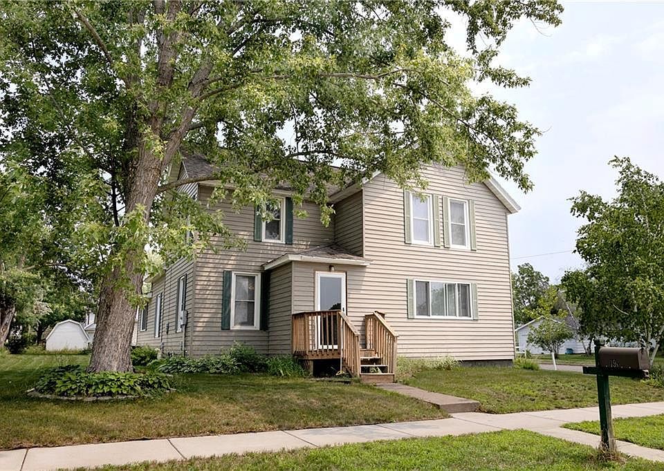 19 S State Street Chippewa Falls WI 54729 Zillow