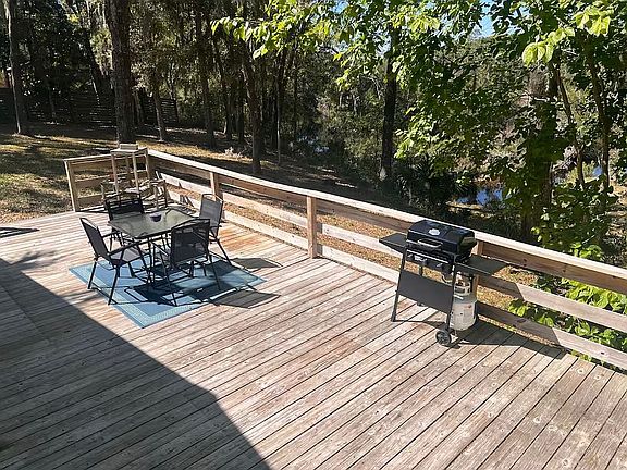 3rd image of 4175 Caroline Rd