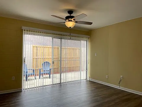 2241 W Pensacola St #69 — Photo 3