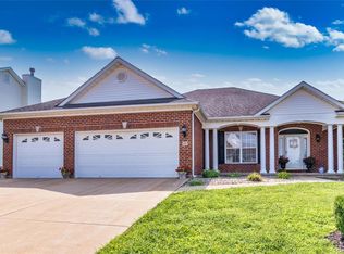 100 Lamp Post Ln, Arnold, MO 63010