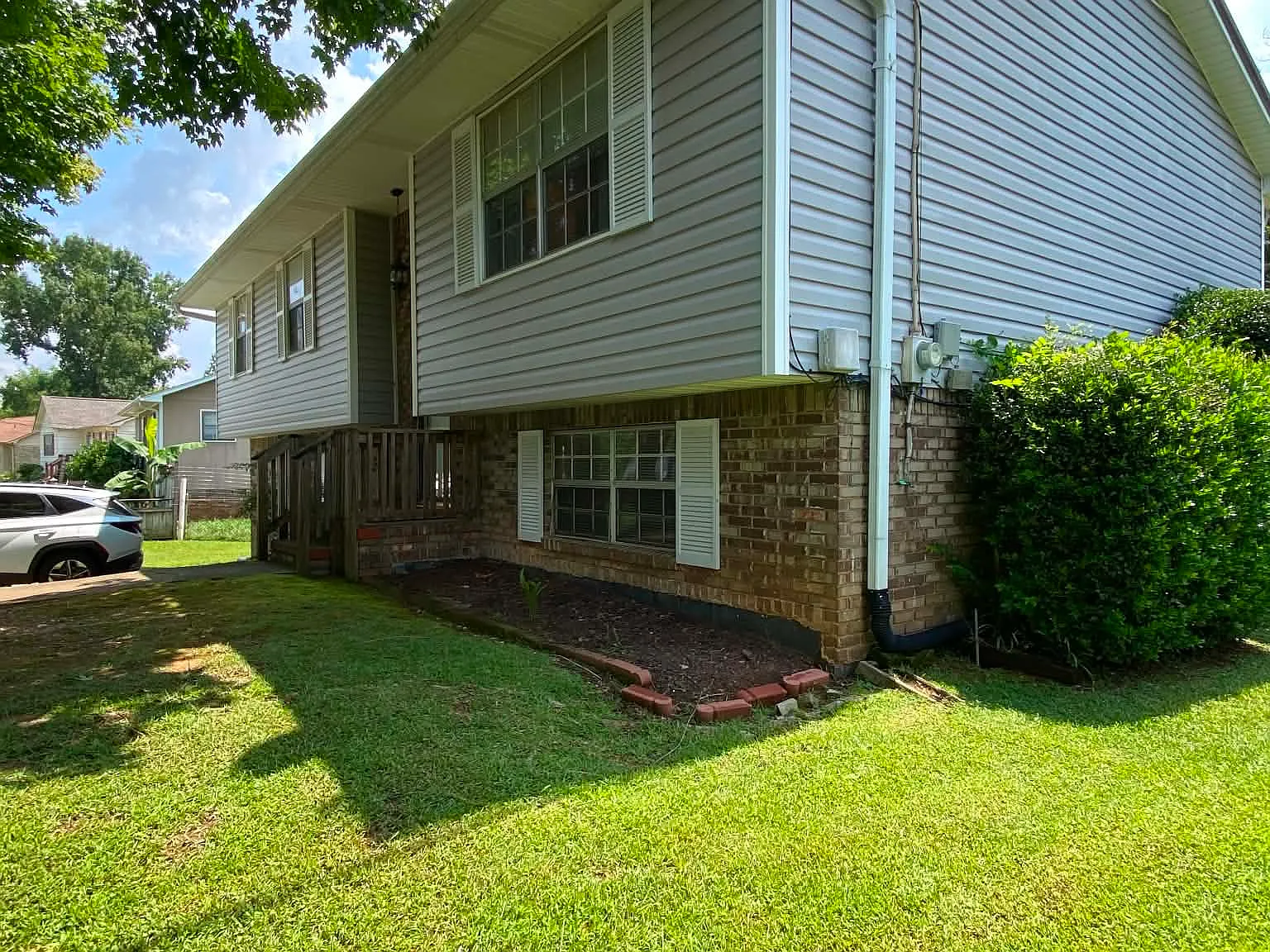 3 bed, 1484 sqft, $2,100 — Photo 2