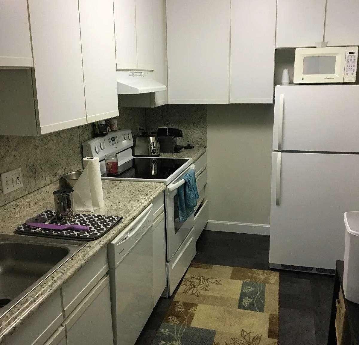 2 bed, $3,000 — Photo 2