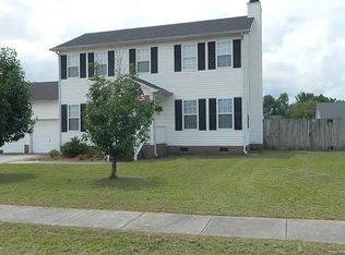 122 Mosswood Dr, Raeford, NC 28376