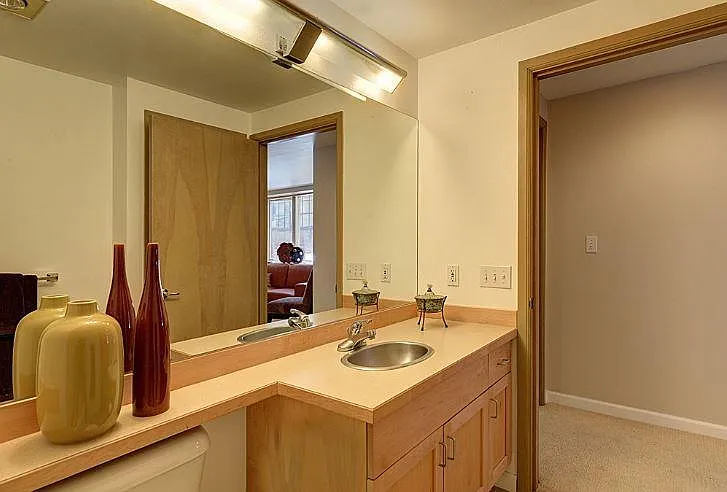 2324 1st Ave #111 — Photo 10