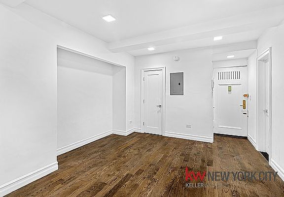 4th image of 25 Tudor City Pl APT 1414