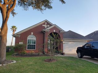 10204 Brookshore Ln, Pearland, TX 77584