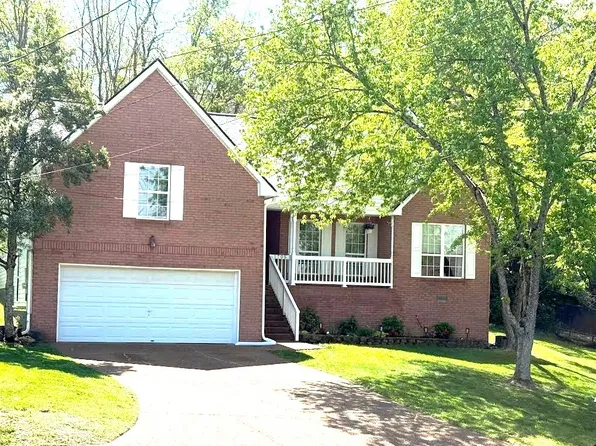 1705 S Bonham Ct, Old Hickory, TN 37138