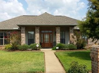 6005 Bocage Dr, Alexandria, LA 71303