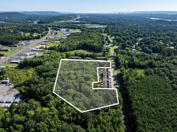Bob Jones Rd, Scottsboro, AL 35769