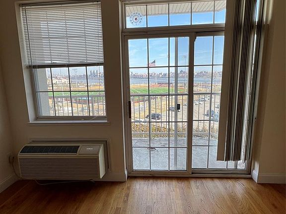 4th image of 1100 River Rd APT 302