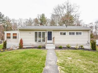 85 Maple St, Holliston, MA 01746