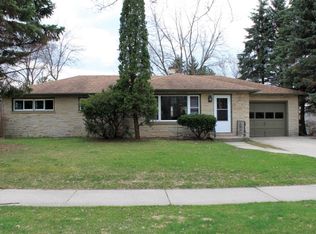 1445 Park Ave, West Bend, WI 53090