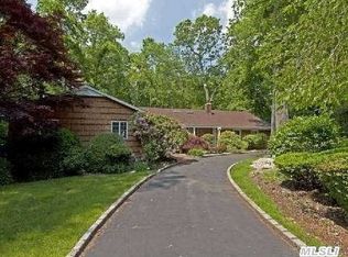 49 Balsam Dr, Dix Hills, NY 11746