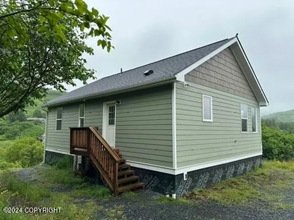 11168 Lake Orbin Cir, Kodiak, AK 99615