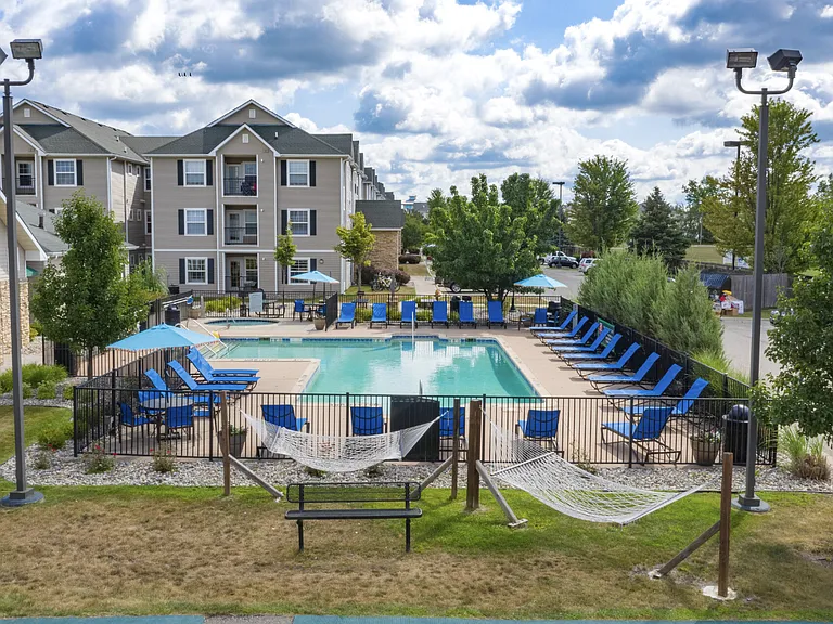 Block 36 - Student Living Priced Per Room — Photo 21