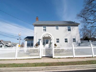 875 Pilgrim ave North Baldwin, Baldwin, NY, 11510
