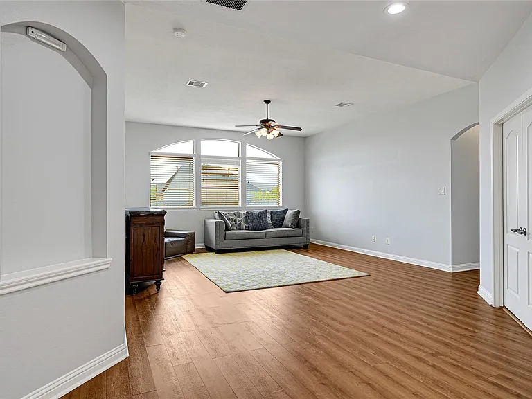 28214 Churchill Ct — Photo 25