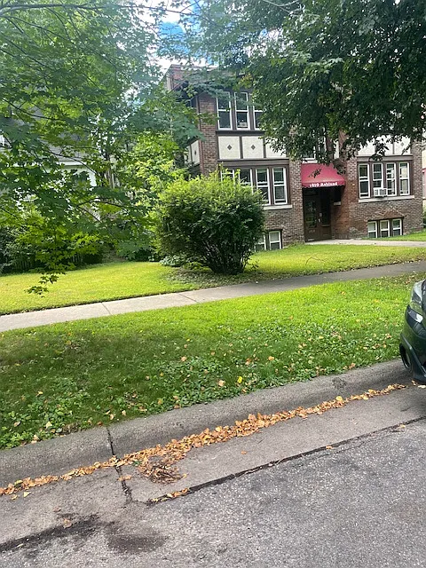 1 bed, 700 sqft, $1,075 — Photo 1