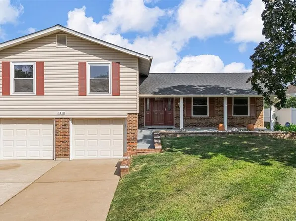 1410 Ticonderoga Dr, Saint Peters, MO 63376