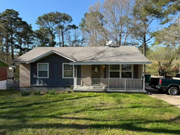 514 Clara Dr, Riverdale, GA 30274