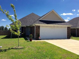 925 Lakeland Dr, West Memphis, AR 72301
