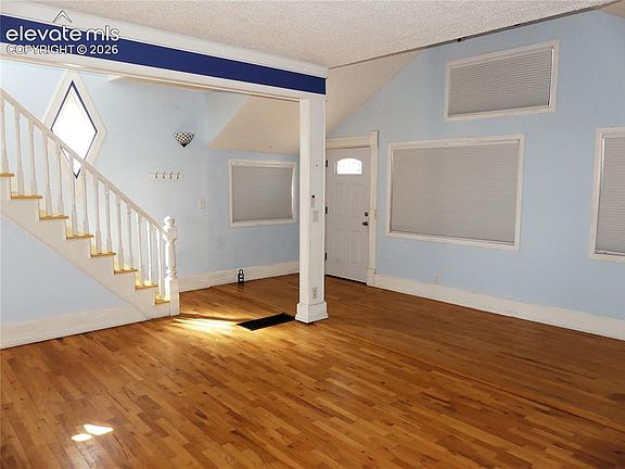 5th image of 3002 W Pikes Peak Ave