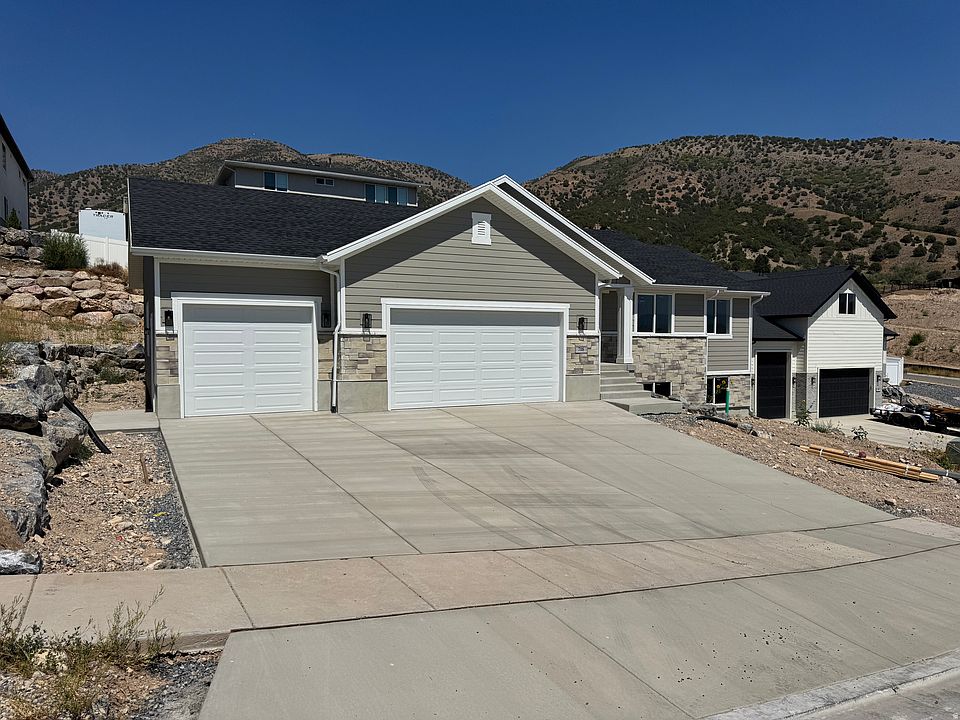 1st image of 708 N Sunset Dr