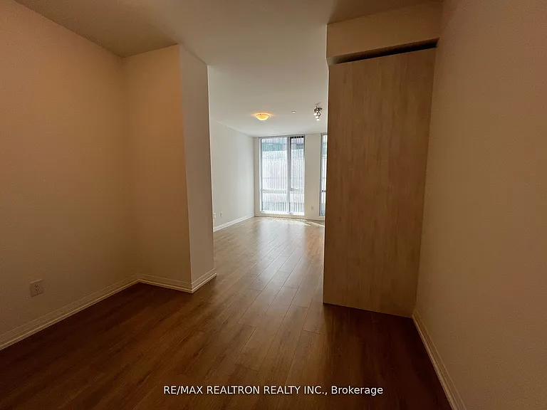 8 Widmer St #1210 — Photo 10