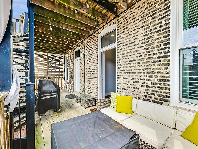 520 N Noble St #2S — Photo 22