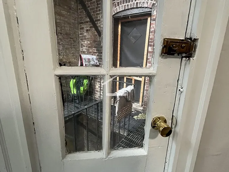 13 Royce Rd #12 — Photo 3
