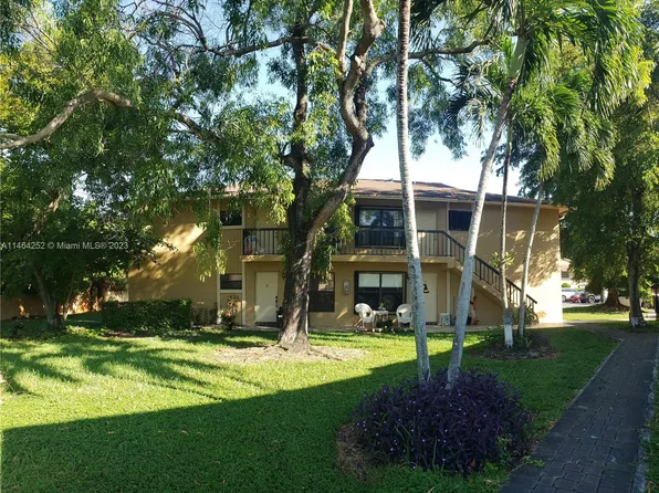 6690 W 26th Ct APT 22-16, Hialeah, FL 33016