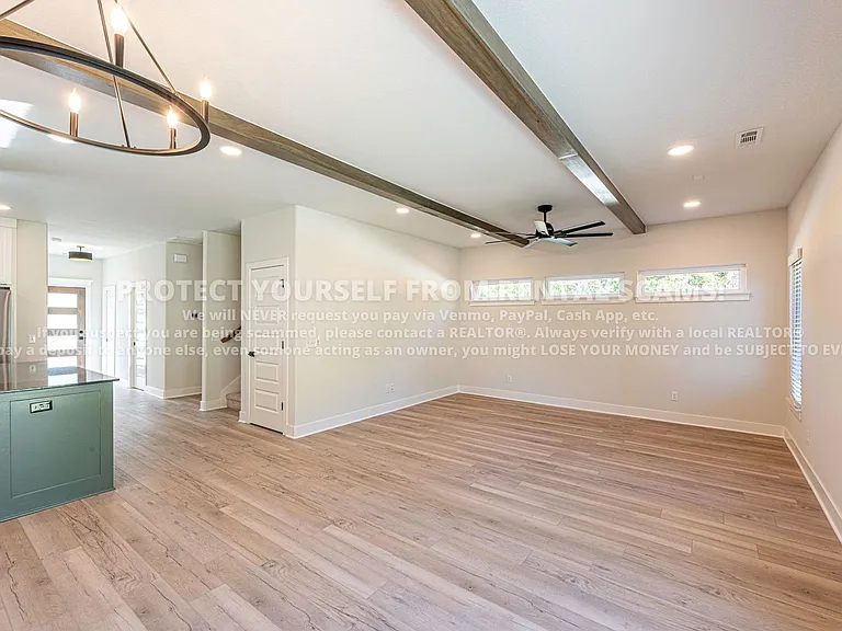 956 W Boone St — Photo 6