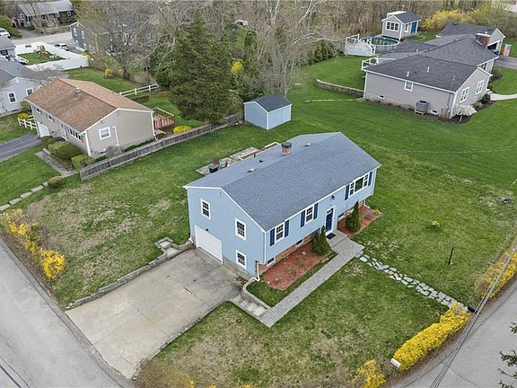 5th image of 25 Overhill Rd