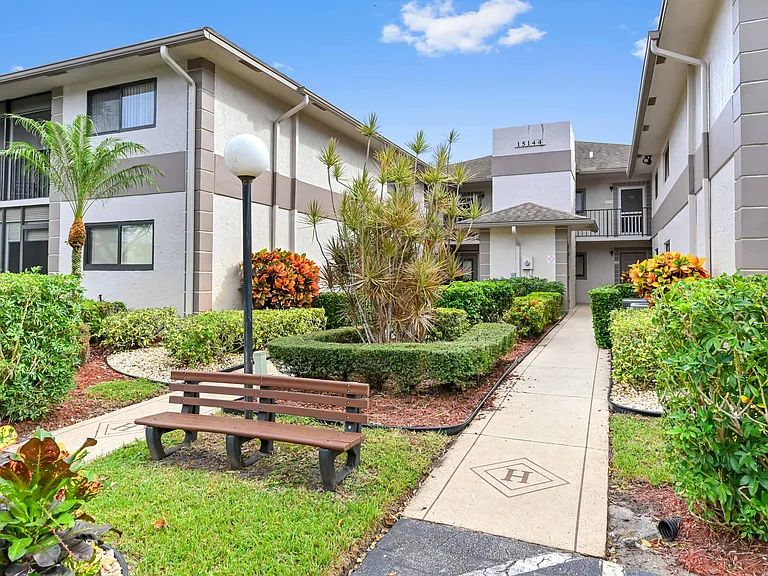 15144 Ashland St #286 — Photo 4