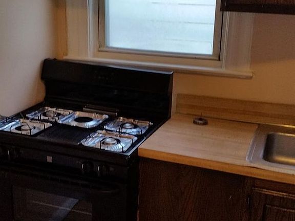 4th image of 243 N 11th St #2F