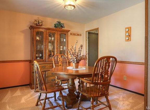 4th image of 1320 Weidmann Estates Ct