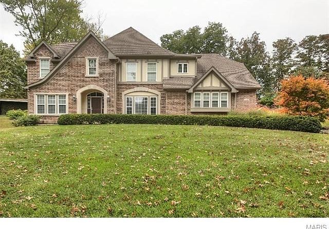 1st image of 701 Mansfield Dr