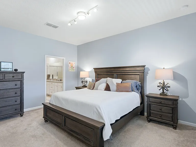 5710 Silverbridge Trl — Photo 10