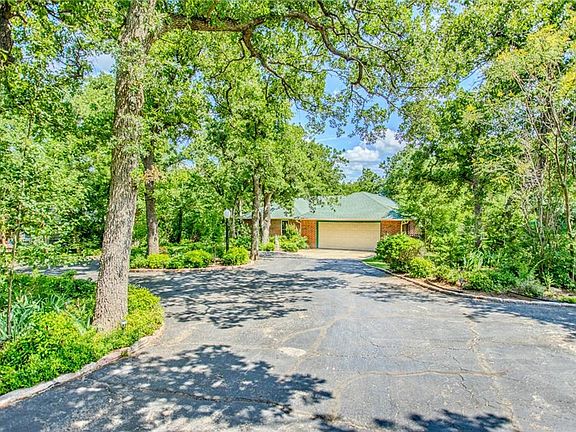 2nd image of 1204 Pine Dr