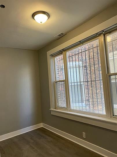 1st image of 1310 S Sawyer Ave #3F