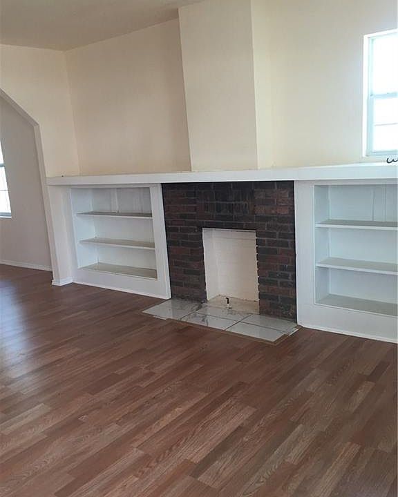 1st image of 1332 E Richmond Ave