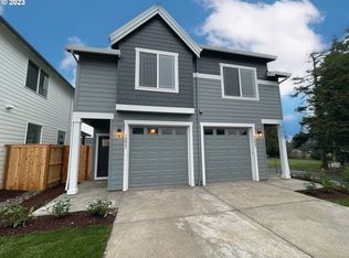 14633 Oregon Iris Way, Oregon City, OR 97045