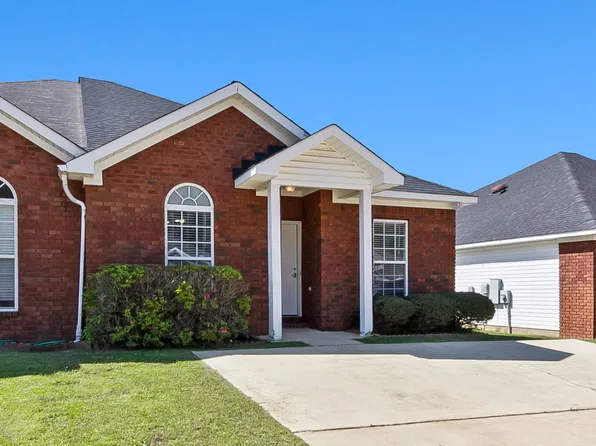 6402 Covington Villas Dr, Tuscaloosa, AL 35405