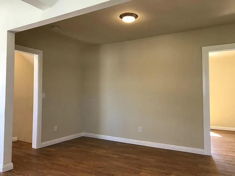 4172 S Hobart Blvd #4172 — Photo 6